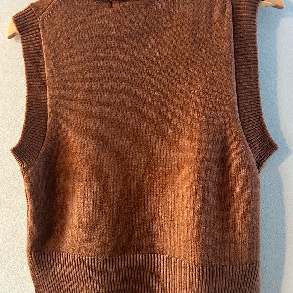 NWOT Burnt Orange Knit Sweater Vest - Picture 2 of 3